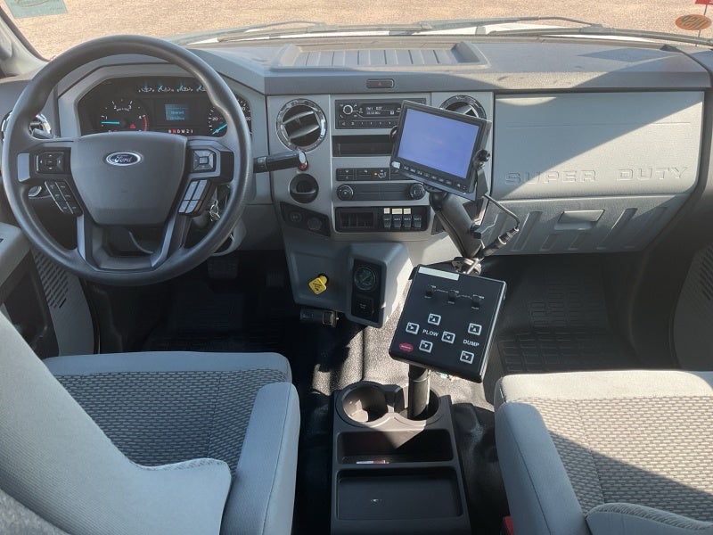 2021 Ford 550 NA