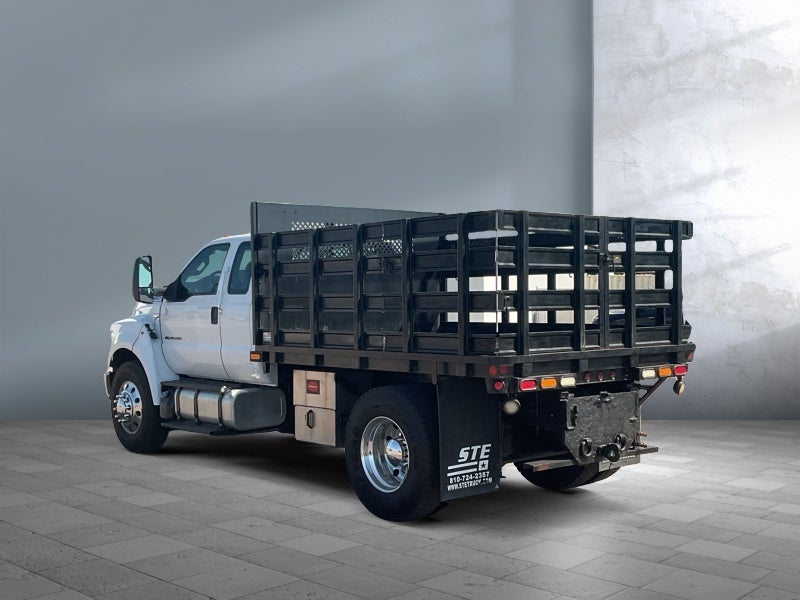 2021 Ford 550 NA