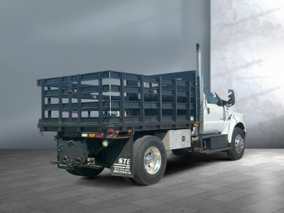 2021 Ford 550 NA