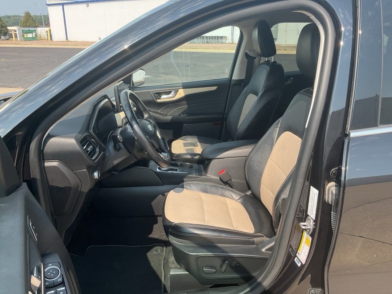 2021 Ford Escape Titanium