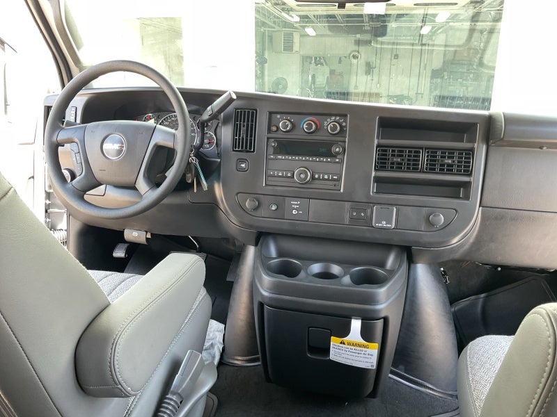 2026 GMC Savana Passenger LT