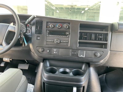 2026 GMC Savana Passenger LT