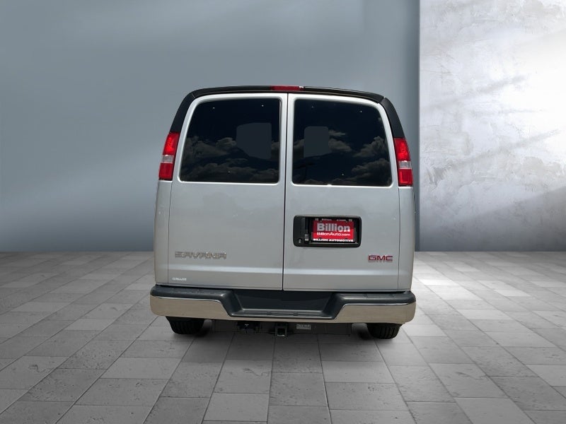 2026 GMC Savana Passenger LT
