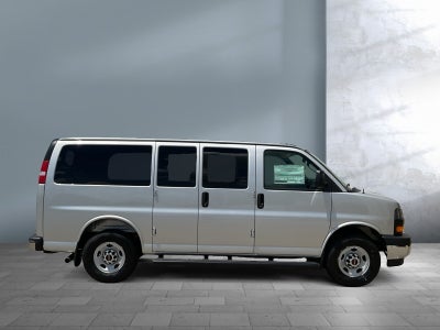 2026 GMC Savana Passenger LT
