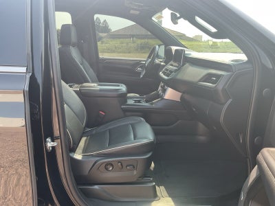 2022 GMC Yukon XL SLT