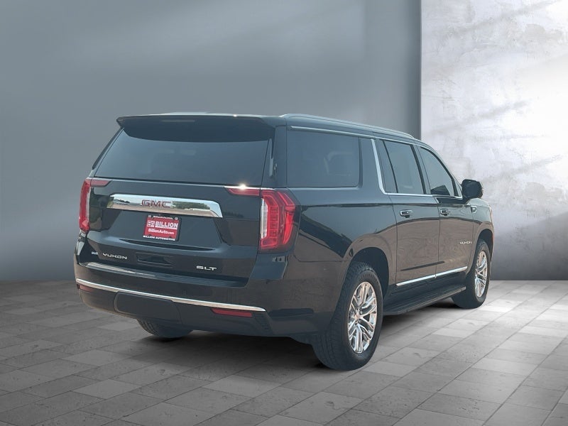 2022 GMC Yukon XL SLT
