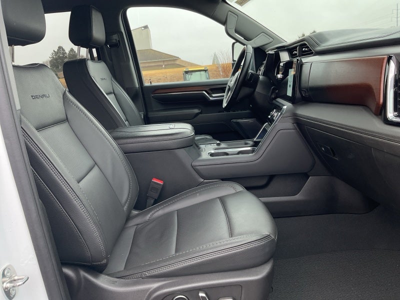 2024 GMC Sierra 3500 HD Denali