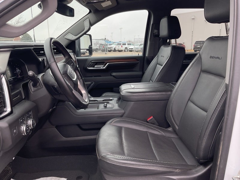 2024 GMC Sierra 3500 HD Denali