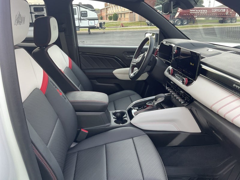 2024 GMC Canyon AT4X