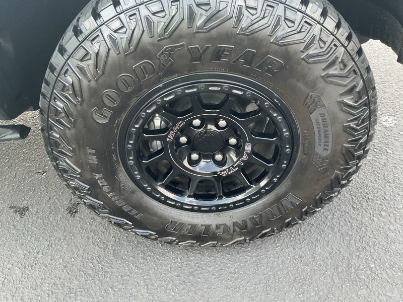 2024 GMC Canyon AT4X