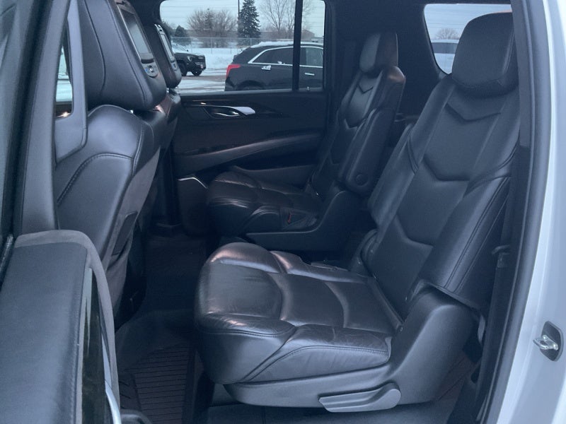 2018 Cadillac Escalade ESV Platinum