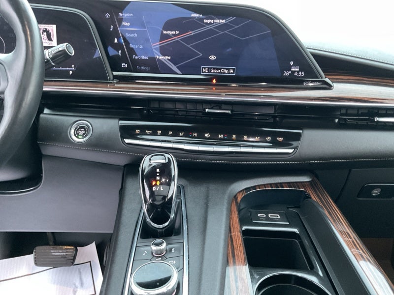 2024 Cadillac Escalade ESV Premium Luxury