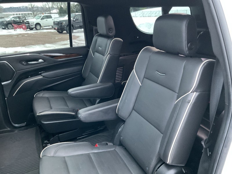 2024 Cadillac Escalade ESV Premium Luxury