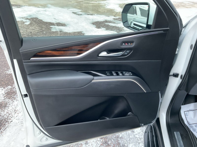 2024 Cadillac Escalade ESV Premium Luxury