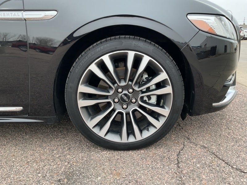 2019 Lincoln Continental Select