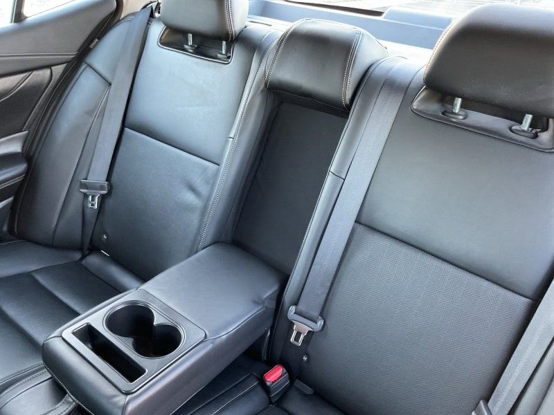 2023 Nissan Maxima SL