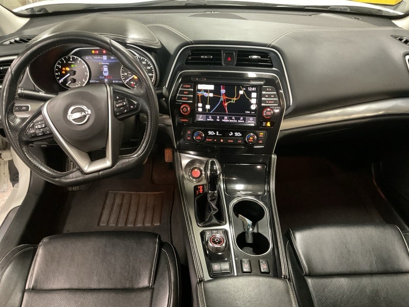 2023 Nissan Maxima SL