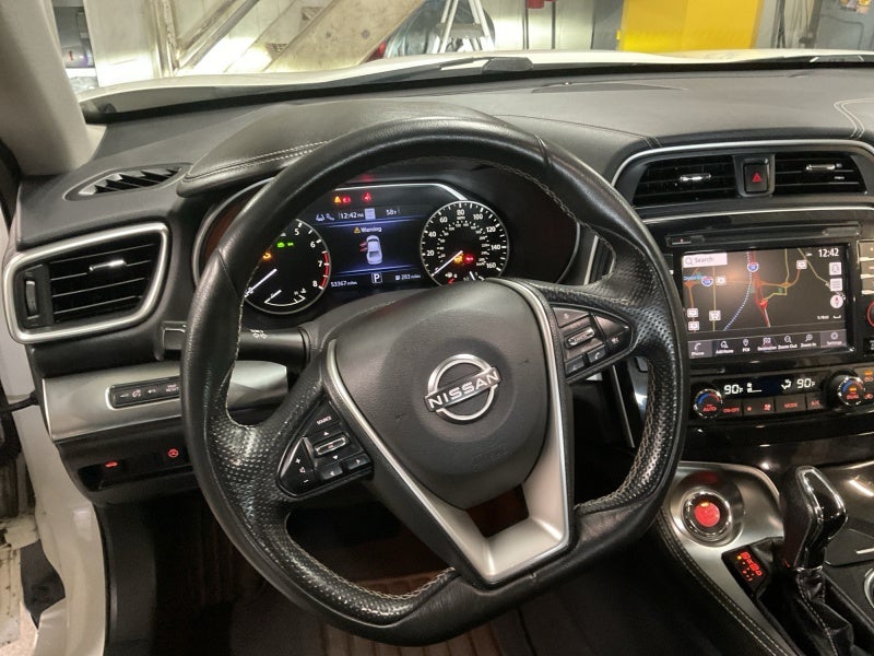 2023 Nissan Maxima SL