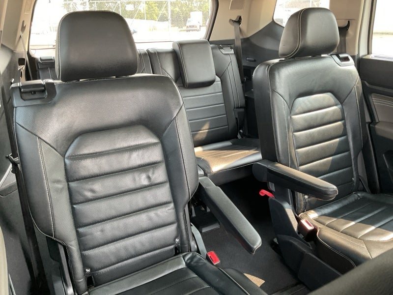 2022 Volkswagen Atlas 3.6L V6 SEL Premium R-Line
