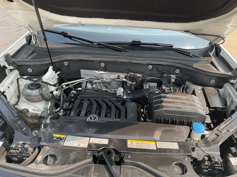 2022 Volkswagen Atlas 3.6L V6 SEL Premium R-Line