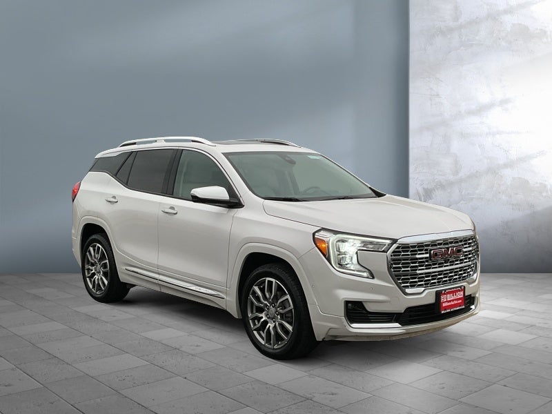 2023 GMC Terrain Denali