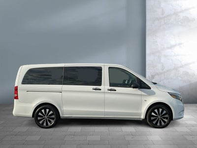 2022 Mercedes-Benz Metris Passenger Van NA
